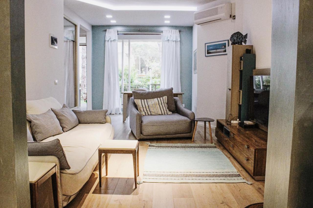 Ivy Lalzi Bay Beach House Durrës Exteriör bild